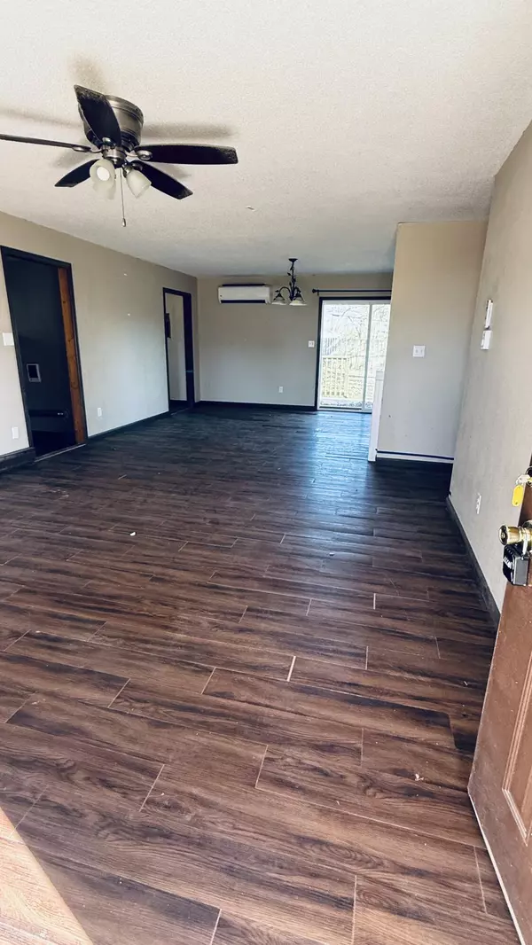 Humansville, MO 65674,602 S Sarah ST