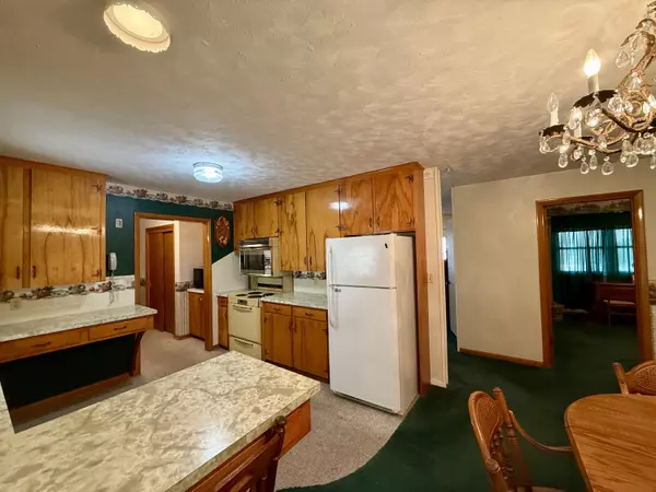 Republic, MO 65738,548 S Buxton LN