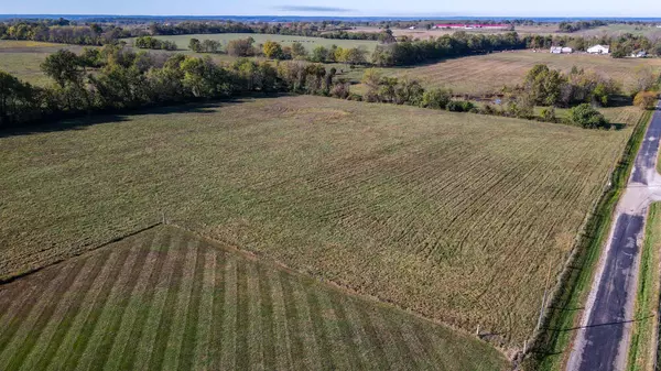 Everton, MO 65646,000 County Road 2000