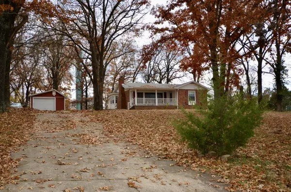 608 Chippewa Street, Seneca, MO 64865