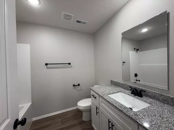 Marshfield, MO 65706,840 Shorthorn LN