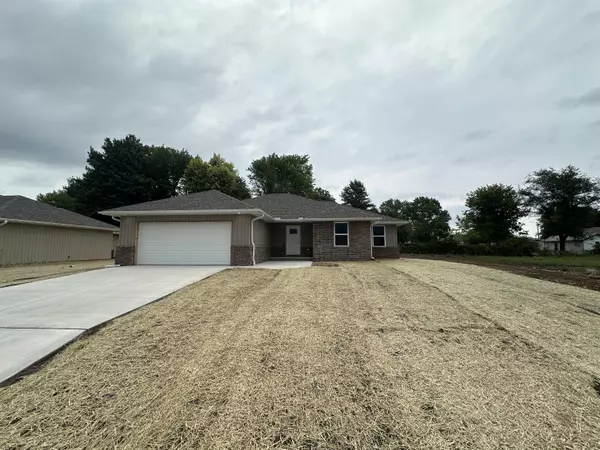 Monett, MO 65708,41 Whitley LN