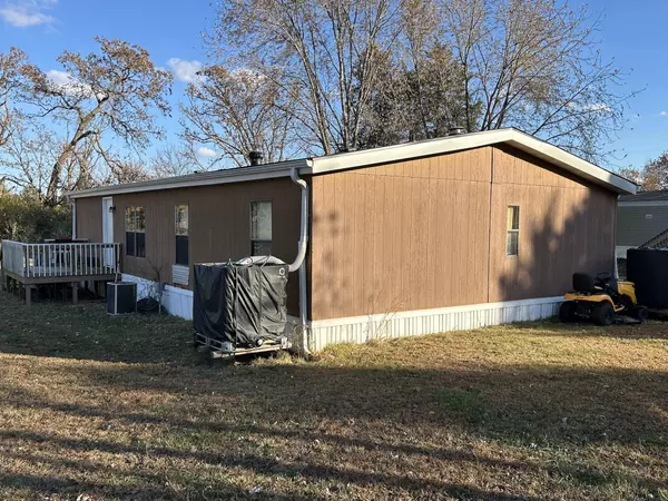 West Plains, MO 65775,7991 County Road 3090