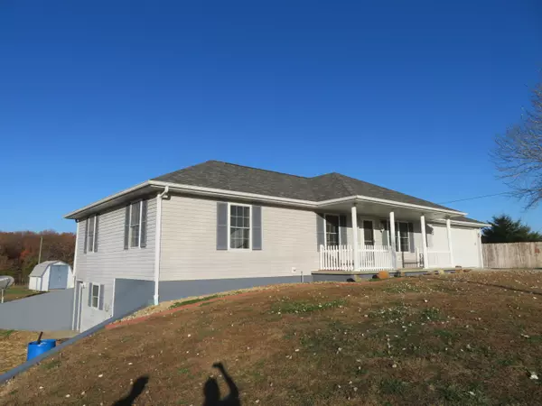 20899 E 32 HWY, Stockton, MO 65785