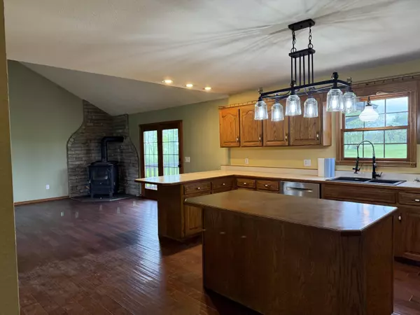 Rogersville, MO 65742,3205 Johns Ford RD