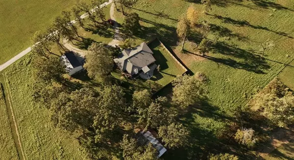 Clever, MO 65631,612 Spring Creek RD