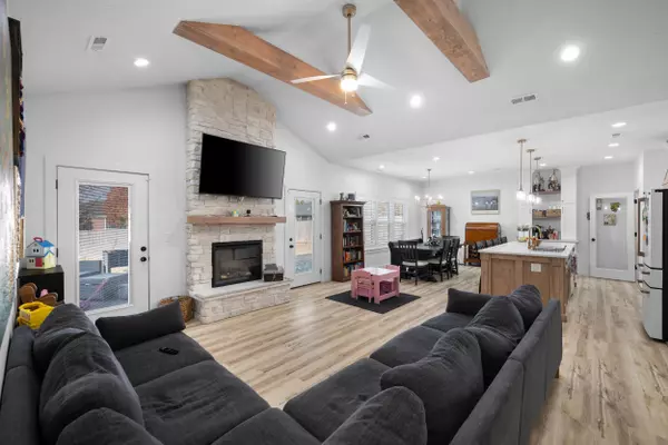 Bolivar, MO 65613,1481 W Jones ST