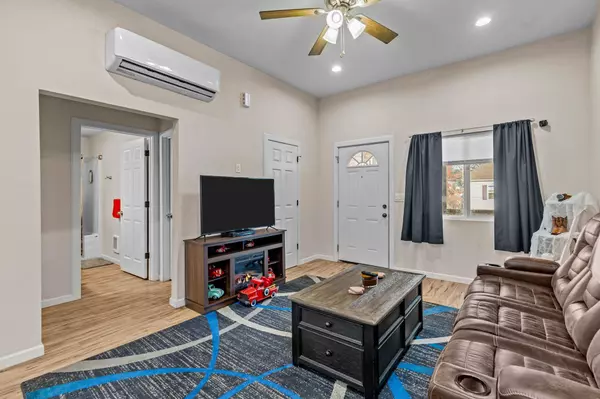 Springfield, MO 65802,1126 W Calhoun ST