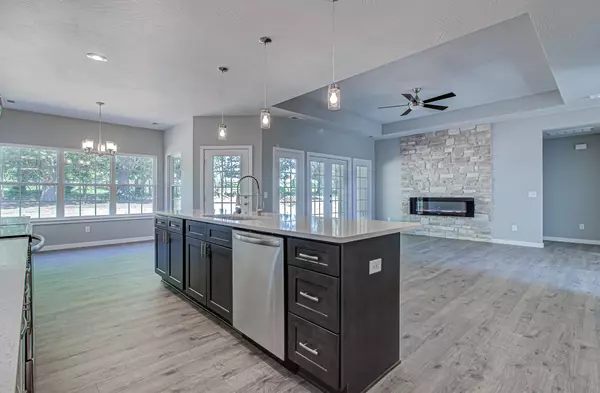 Ash Grove, MO 65604,000 W Farm Road 94 Tract 9