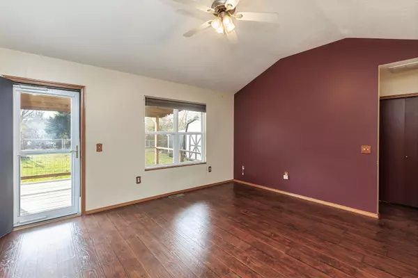 Marshfield, MO 65706,540 Travis ST