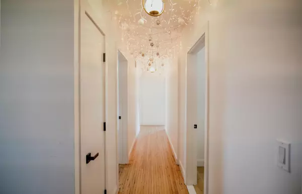 Mt Vernon, MO 65712,626 N Main