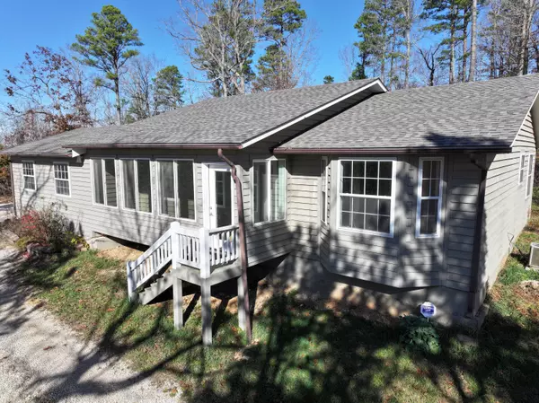 102 Water Tower Road, Van Buren, MO 63965