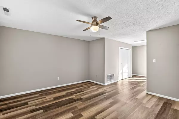 Springfield, MO 65807,3224 W Countryside DR