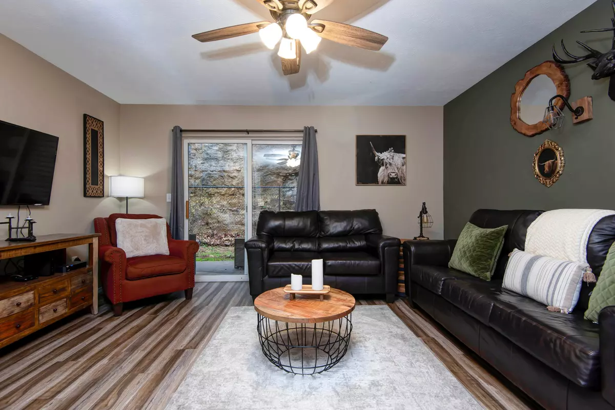 Branson, MO 65616,2957 Vineyards Pkwy #31-2