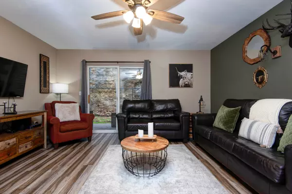 2957 Vineyards Pkwy #31-2, Branson, MO 65616