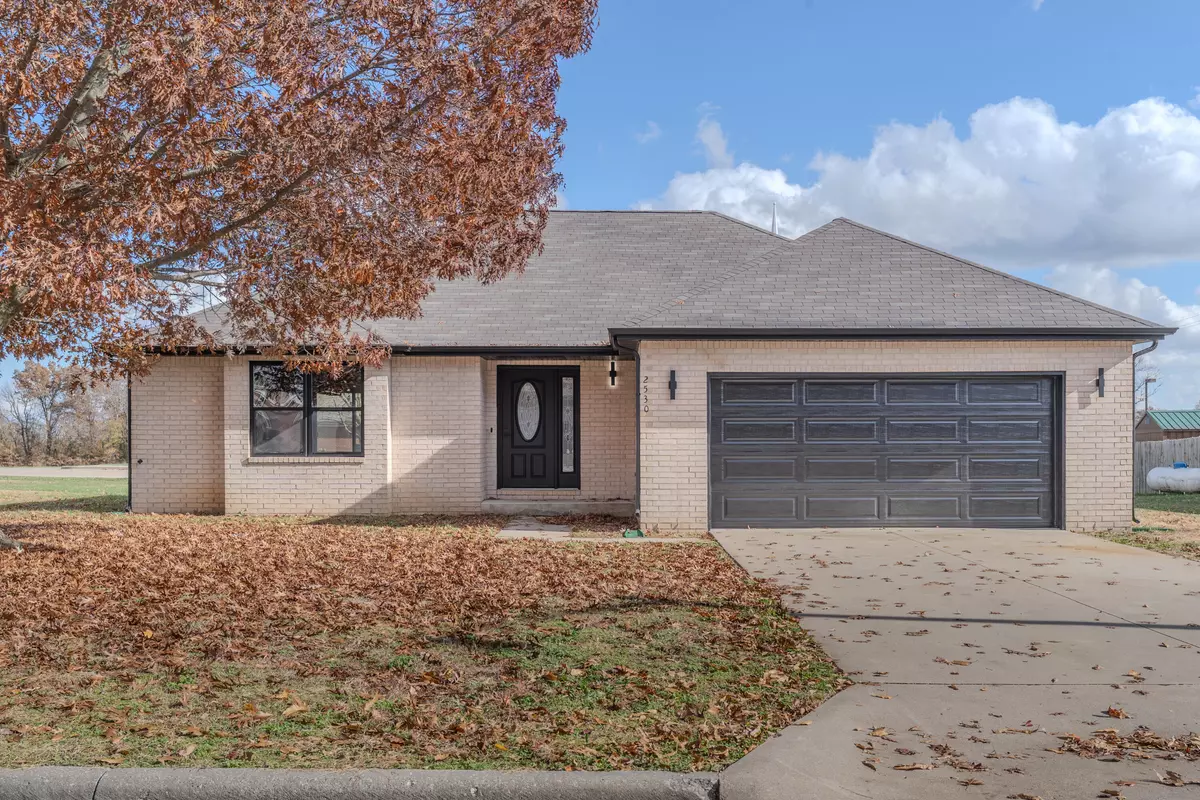 Bolivar, MO 65613,2530 S Hartford AVE