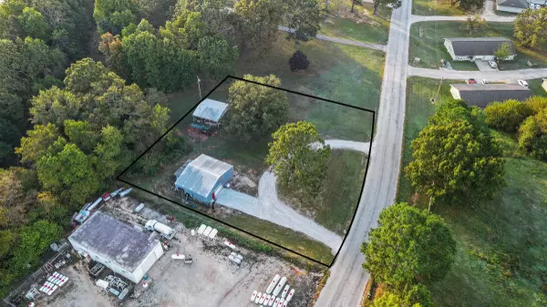 West Plains, MO 65775,000 Creamery Road