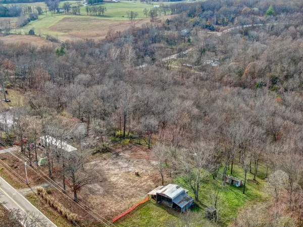 Fair Grove, MO 65648,10033 N Farm Rd 165