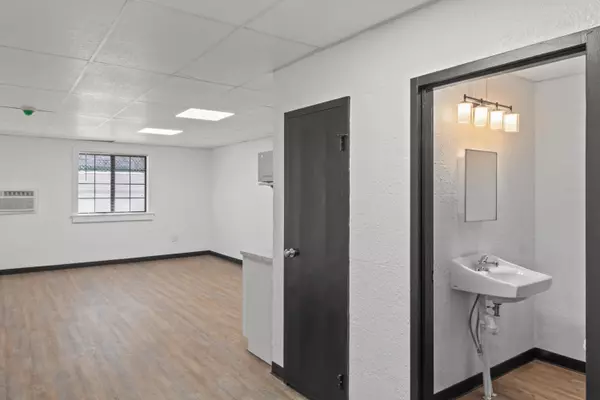 Forsyth, MO 65653,164 Forsyth-Taneyville RD #6