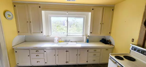 Freistatt, MO 65654,24 N Main