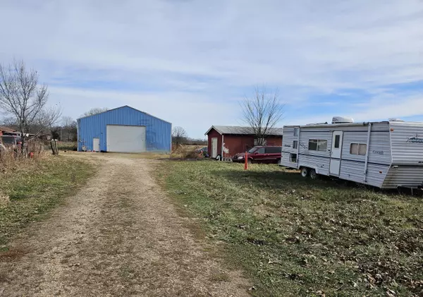 Anderson, MO 64831,162 Hobbs Rd