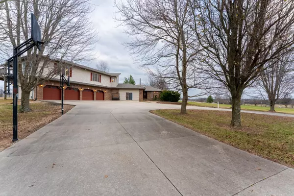 Ozark, MO 65721,707 Scenic View RD