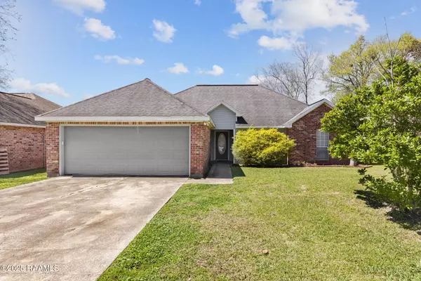 406 Rue Canard, Youngsville, LA 70592