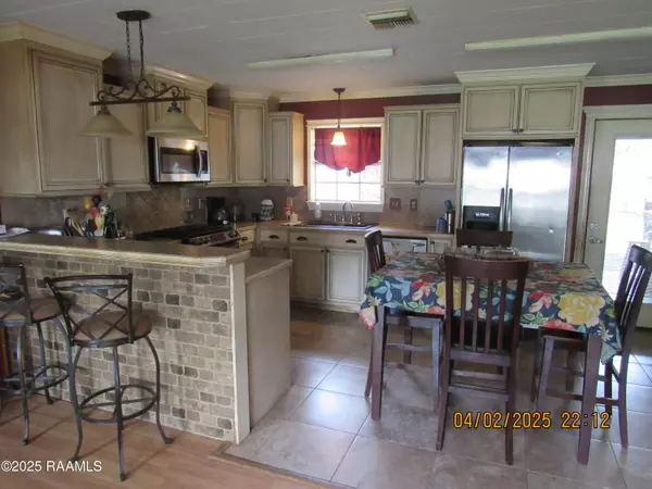 Lafayette, LA 70501,111 Della ST