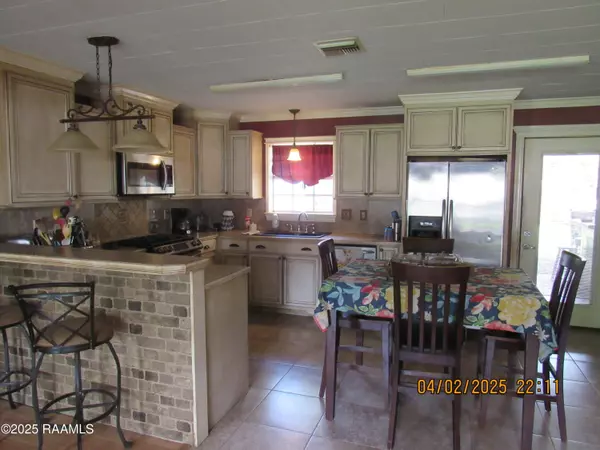 Lafayette, LA 70501,111 Della ST