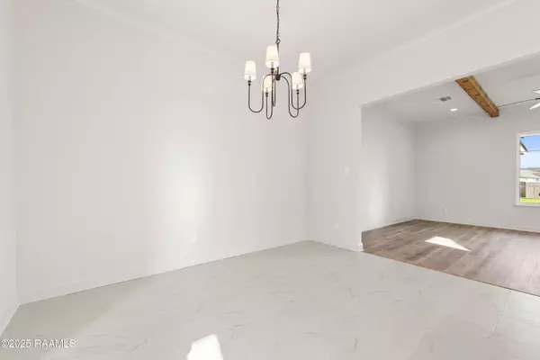 Youngsville, LA 70592,305 Bennington LN