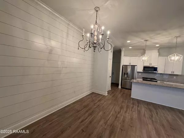 Youngsville, LA 70592,302 Tall Oaks LN