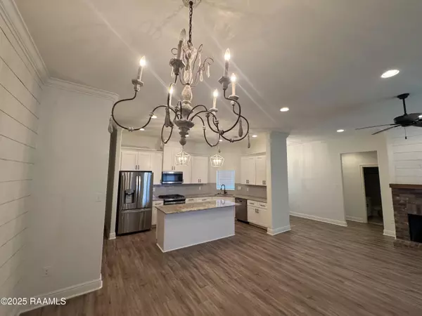 Youngsville, LA 70592,302 Tall Oaks LN