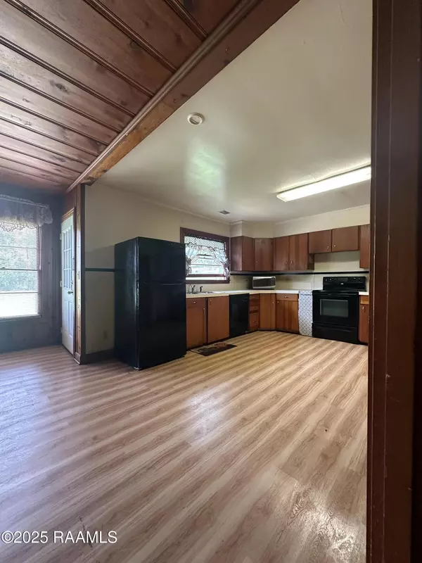 Lafayette, LA 70503,105 Teche DR