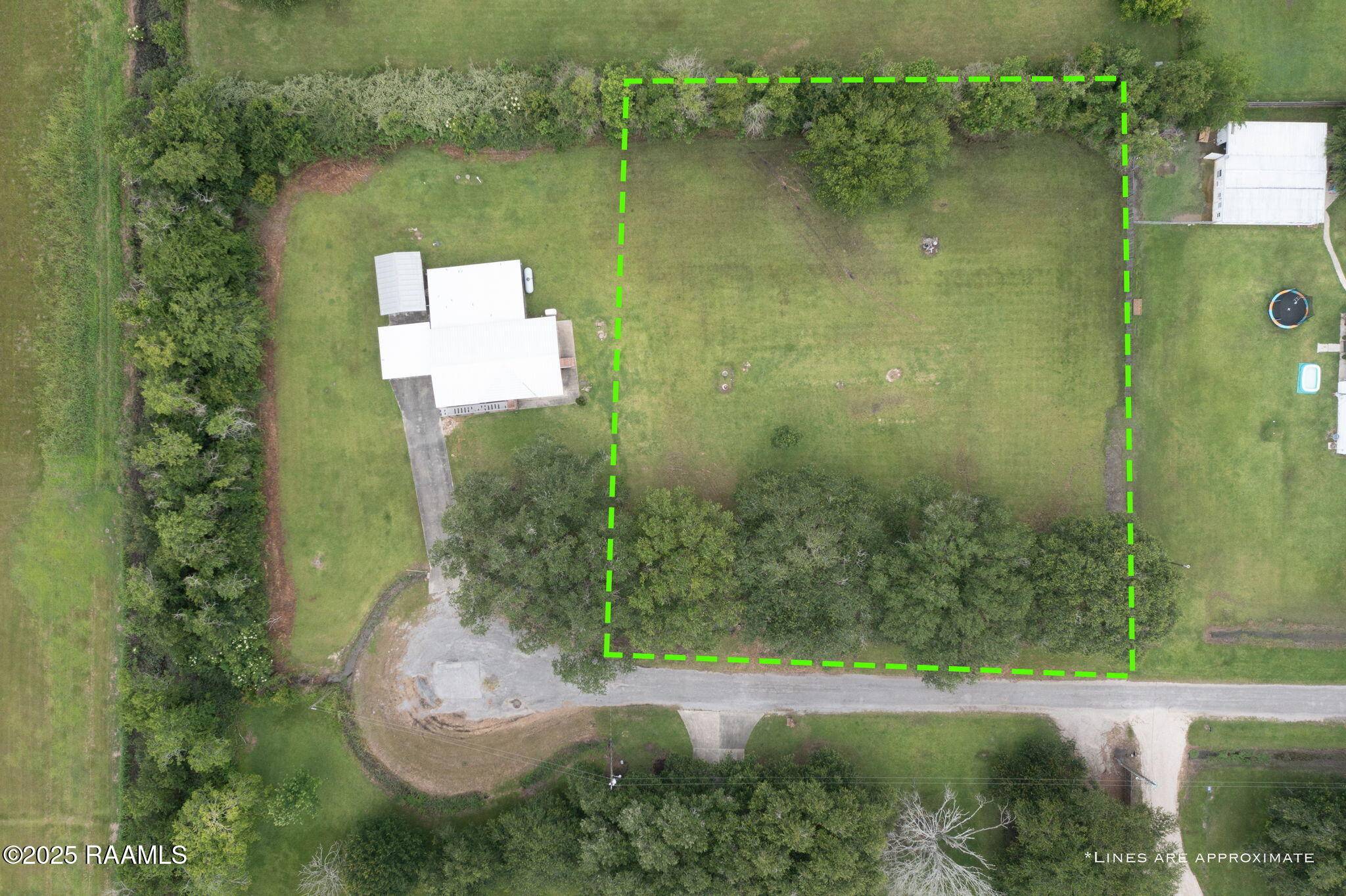144 Pic DR,  Scott,  LA 70583
