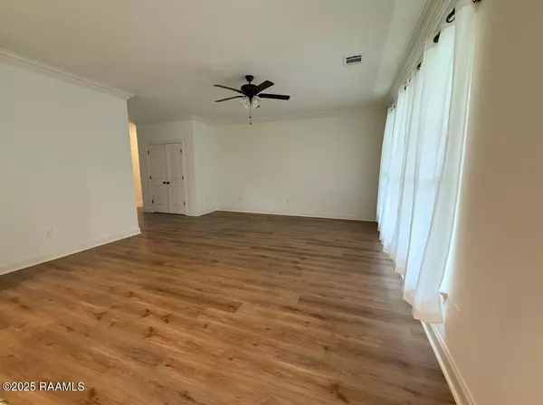 Youngsville, LA 70592,111 Oak Hill LN