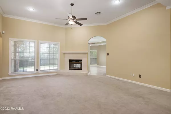 Lafayette, LA 70508,106 Devin LN