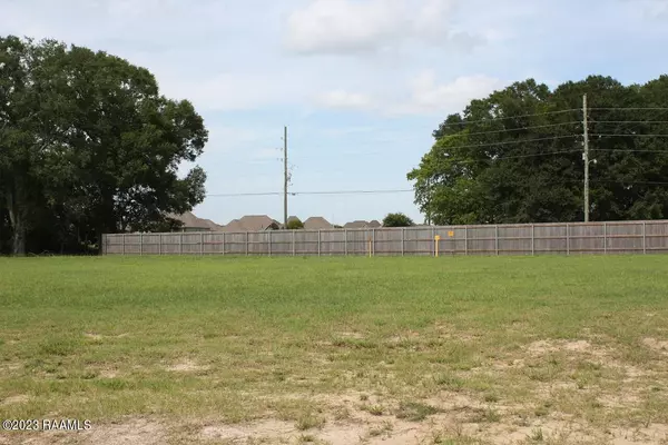 102 Cape Town AVE,  Youngsville,  LA 70592