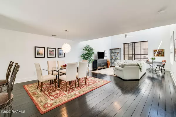 Lafayette, LA 70503,1201 S College RD #19