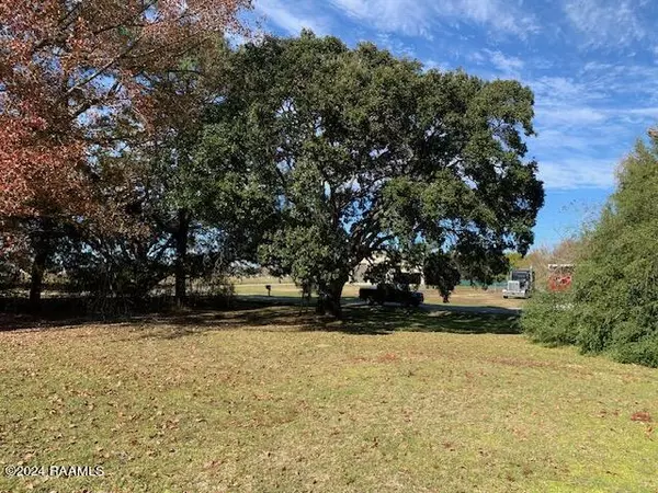 1121 Briar Patch DR, Broussard, LA 70518