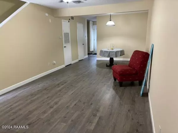 Lafayette, LA 70507,201 High Meadows BLVD #145