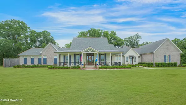 1437 Main HWY, Arnaudville, LA 70512