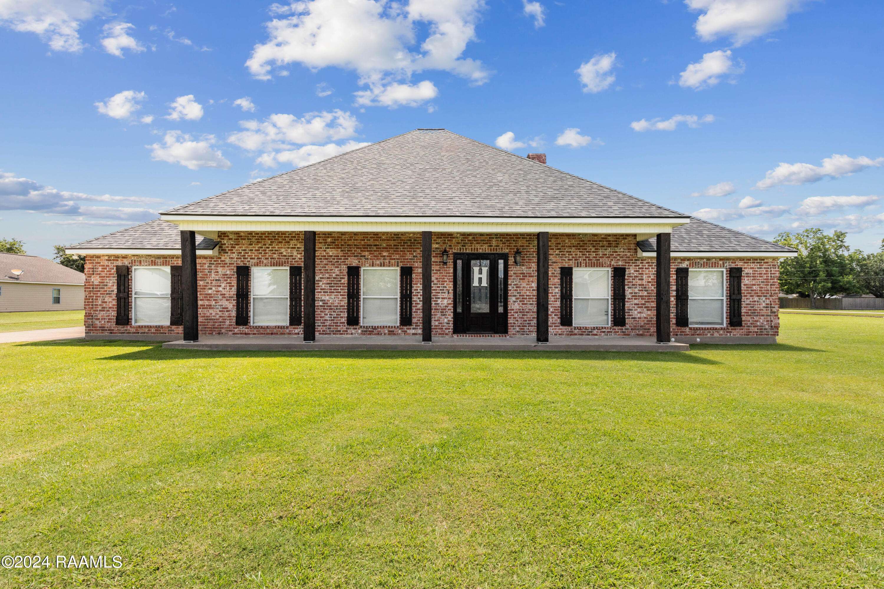 208 Williams RD,  Crowley,  LA 70526