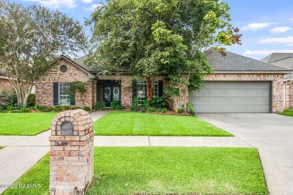 106 Wild Clover PL,  Youngsville,  LA 70592