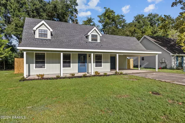 129 Satinwood DR, Carencro, LA 70520