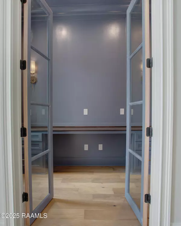 Lafayette, LA 70508,407 Gunter Grass CT