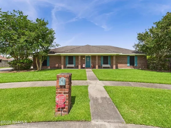 104 Esperance LN,  Lafayette,  LA 70506