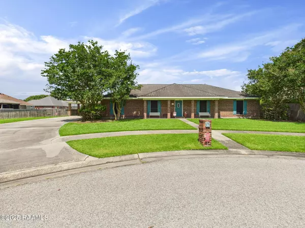 Lafayette, LA 70506,104 Esperance LN