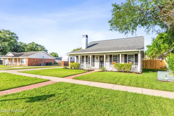 Lafayette, LA 70508,107 Carolyn DR