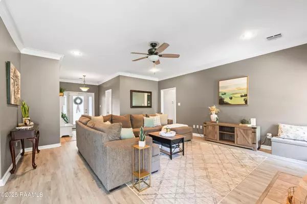 Lafayette, LA 70508,109 Carolyn DR