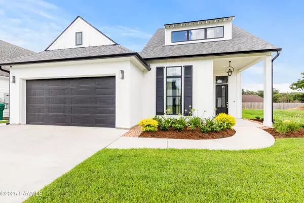 313 Harvest Creek LN, Lafayette, LA 70508